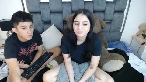 -- nicolle and jhon -- online show from 03/06/25, 08:41