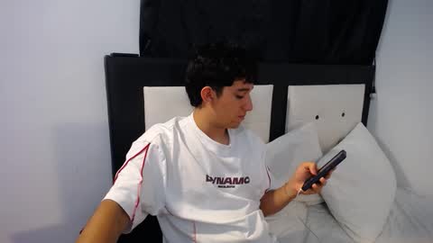 -- nicolle and jhon -- online show from 02/16/26, 03:57