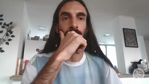 new profile Aircum99  online show from 11/26/25, 09:16