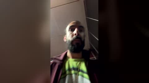 new profile Aircum99  online show from 04/30/26, 10:47