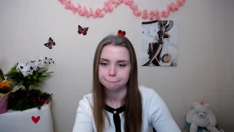 Mari online show from 03/11/26, 07:47