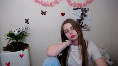 Mari online show from 03/25/26, 06:41