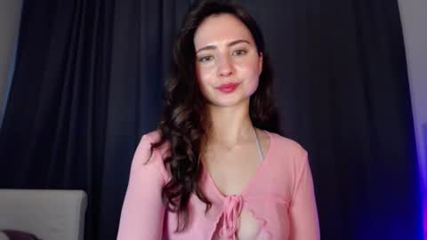 Snapshot of dream_nicole02 chatting on 01/18/25, 02:44 Nicole online show from 01/18/25, 02:44