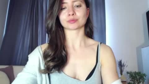 Nicole online show from 04/21/26, 07:03