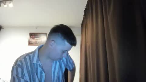 Johnny online show from 10/31/25, 11:39