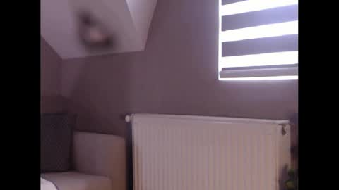 A girl online show from 01/07/25, 10:22