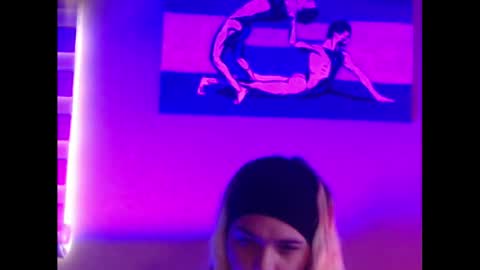 A girl online show from 02/26/25, 10:58