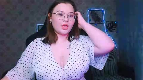 dreamforyoue2 online show from 12/21/25, 07:54