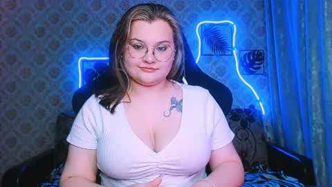 dreamforyoue2 online show from 04/27/26, 07:01