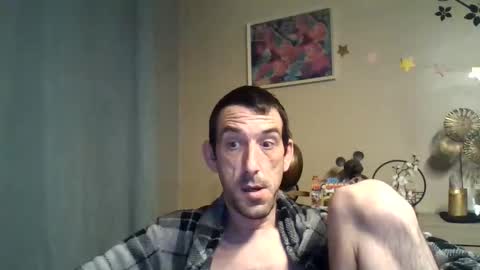 dreamguy38 online show from 10/19/25, 03:51