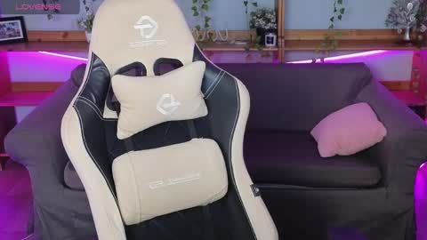 im Kai ntmu online show from 04/14/26, 09:04