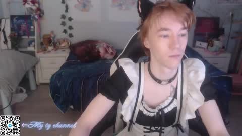 Snapshot of dreammaker_ chatting on 10/23/25, 10:47 Yukichi online show from 10/23/25, 10:47