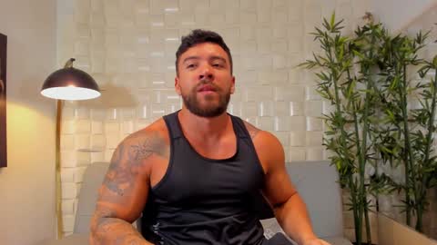 cris online show from 01/29/25, 02:19