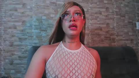 Snapshot of dreams_chloe chatting on 06/07/26, 05:55 dreams_chloe online show from 06/07/26, 05:55