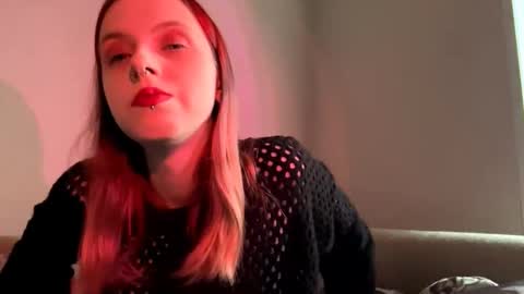 Luna online show from 11/17/25, 09:26