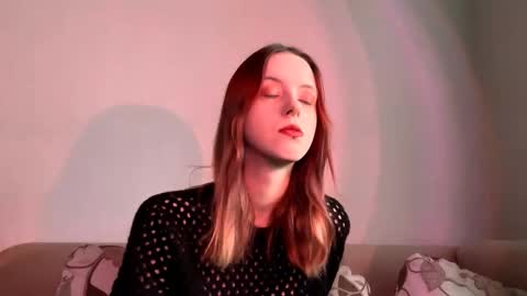 Luna online show from 11/18/25, 10:09