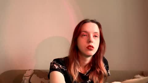 Luna online show from 11/19/25, 11:10