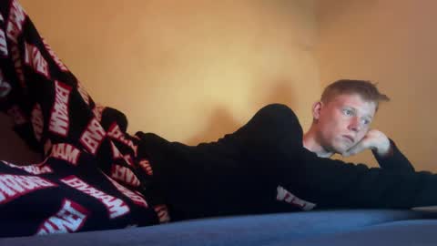 Snapshot of dreamy_devi1 chatting on 04/12/26, 06:02 dreamy_devi1 online show from 04/12/26, 06:02