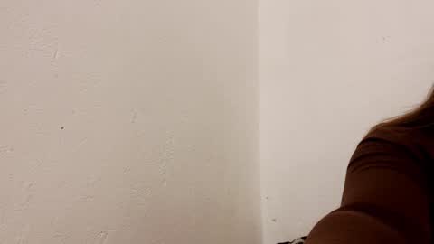 Snapshot of dreamyblushfairy chatting on 12/03/24, 03:44 Mila online show from 12/03/24, 03:44