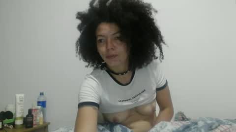 DreamyLatina online show from 09/19/25, 11:05