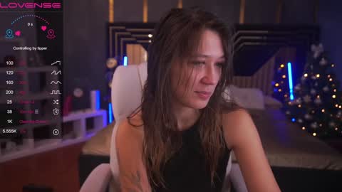 Lina online show from 01/01/25, 07:41