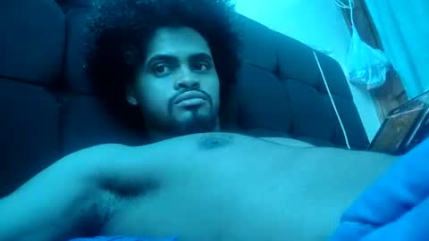 Snapshot of drelh chatting on 12/21/25, 06:15 Drelhh online show from 12/21/25, 06:15