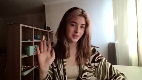 Dia online show from 02/10/26, 09:24