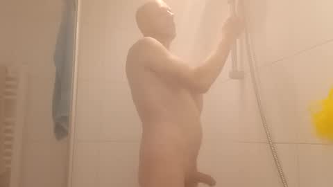 Snapshot of drijn3 chatting on 11/21/25, 09:19 drijn3 online show from 11/21/25, 09:19