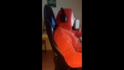 Snapshot of drijn3 chatting on 12/14/25, 05:07 drijn3 online show from 12/14/25, 05:07