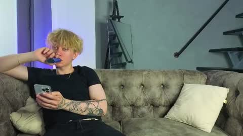 Adam online show from 07/11/26, 04:59