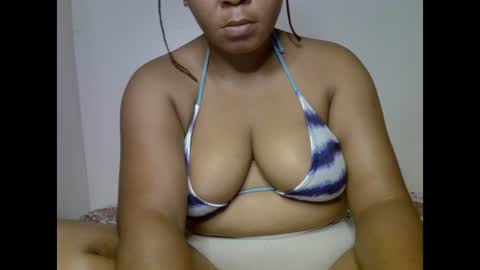 Snapshot of drippingnwet chatting on 06/15/26, 05:20 drippingnwet online show from 06/15/26, 05:20