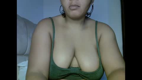 Snapshot of drippingnwet chatting on 06/19/26, 08:56 drippingnwet online show from 06/19/26, 08:56