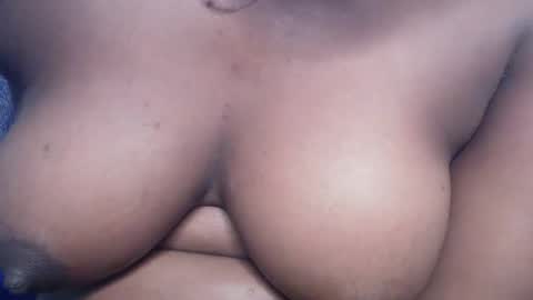 Snapshot of drippussy1 chatting on 02/12/26, 05:02 Ebonypussy1 online show from 02/12/26, 05:02