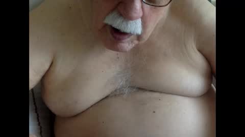 Snapshot of drnick069 chatting on 03/26/26, 04:01 drnick069 online show from 03/26/26, 04:01