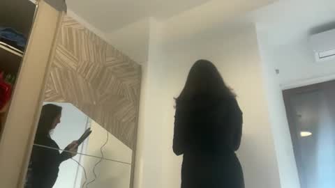 Snapshot of drresa chatting on 10/13/25, 06:13 Dr. Resa online show from 10/13/25, 06:13