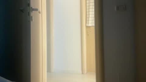 Snapshot of drresa chatting on 10/22/25, 05:41 Dr. Resa online show from 10/22/25, 05:41