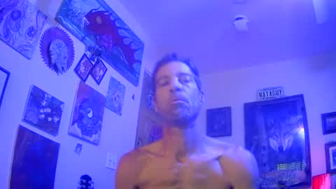 Snapshot of druedowm chatting on 10/24/25, 03:30 druedowm online show from 10/24/25, 03:30