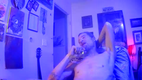 Snapshot of druedowm chatting on 11/10/25, 07:51 druedowm online show from 11/10/25, 07:51