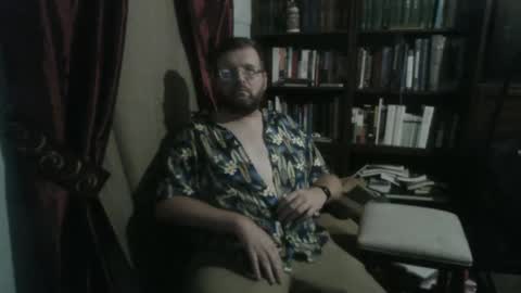 Snapshot of drunkeneagle chatting on 11/03/25, 05:09 drunkeneagle online show from 11/03/25, 05:09