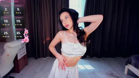 Emma online show from 05/06/26, 05:14