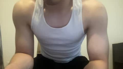 Snapshot of drveucrzy chatting on 07/06/26, 09:28 driveucrzy online show from 07/06/26, 09:28
