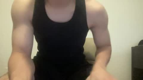 Snapshot of drveucrzy chatting on 07/11/26, 12:24 driveucrzy online show from 07/11/26, 12:24