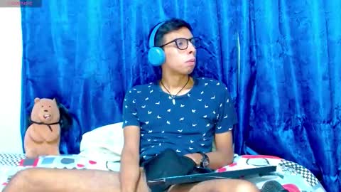 David online show from 03/17/26, 01:43