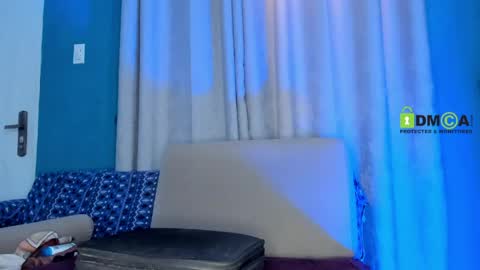 duamilktits online show from 03/30/26, 08:59