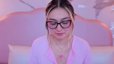 Snapshot of duchessex chatting on 10/07/25, 07:55 Victoria online show from 10/07/25, 07:55