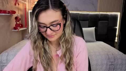 Snapshot of duchessex chatting on 12/03/25, 09:02 Victoria online show from 12/03/25, 09:02