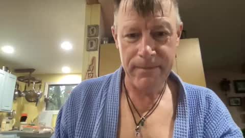 Steve online show from 09/29/25, 10:53