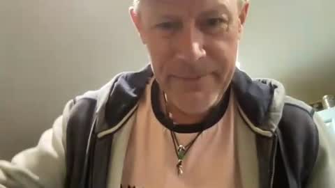 Steve online show from 11/09/25, 06:50