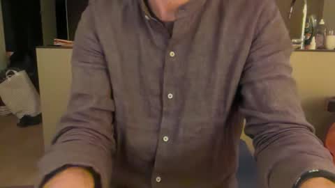 Snapshot of duerythe2 chatting on 03/08/26, 05:44 Pierre online show from 03/08/26, 05:44