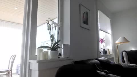 Snapshot of duin8 chatting on 04/11/26, 11:47 Duin8 online show from 04/11/26, 11:47